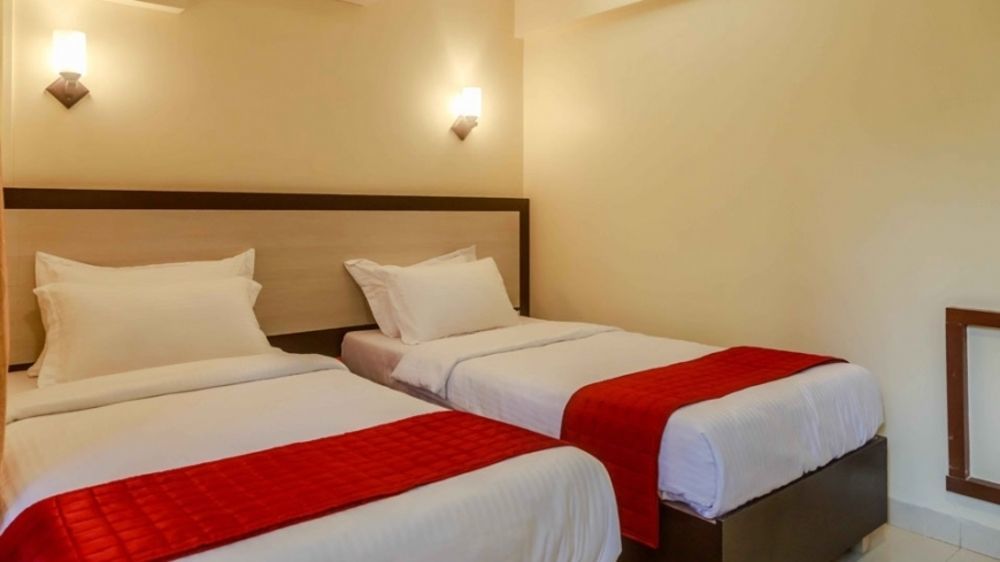 Oyo 2026 Hotel Aishwarya Residency Нави Мумбай Екстериор снимка