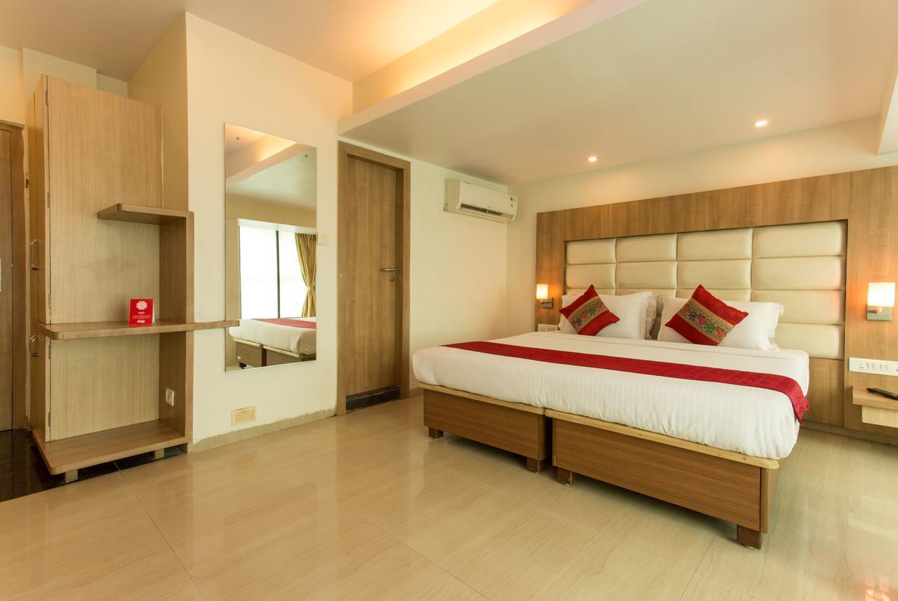 Oyo 2026 Hotel Aishwarya Residency Нави Мумбай Екстериор снимка